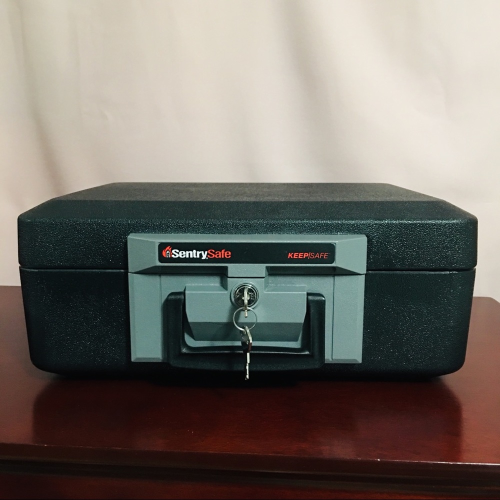 SentrySafe Fireproof Chest Lock Handle .25 cu ft